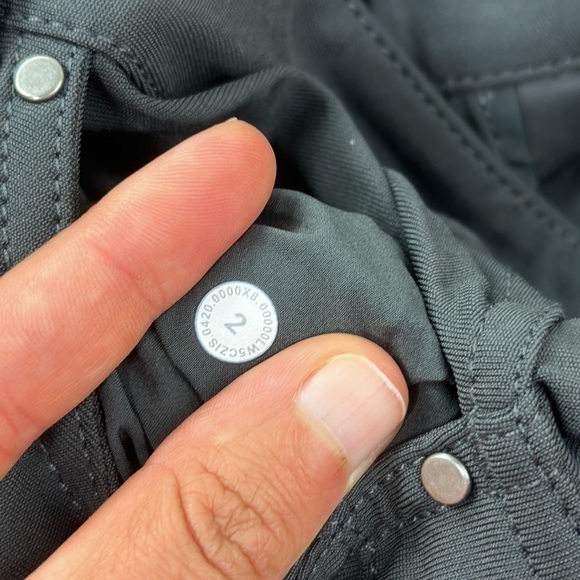 Lululemon City Sleek 5 Pocket 7/8 Pant Graphite Grey - Picture 3 of 5